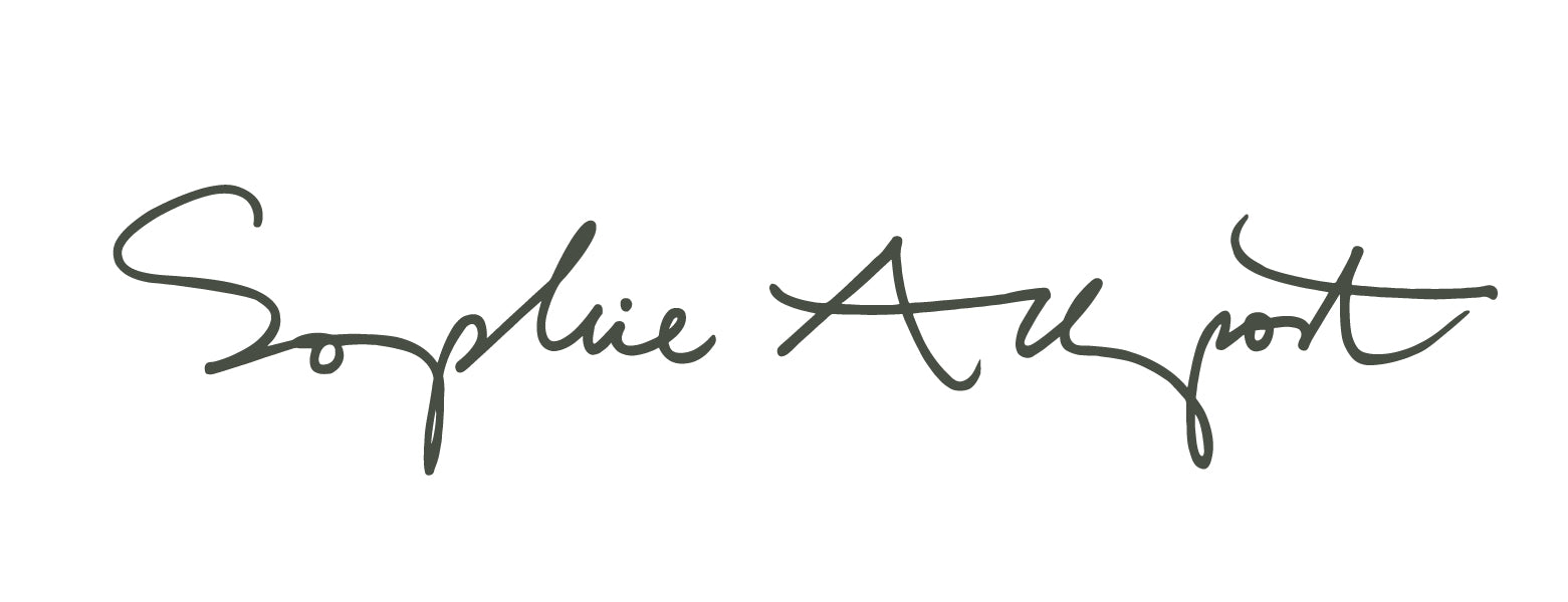 Sophie August logo