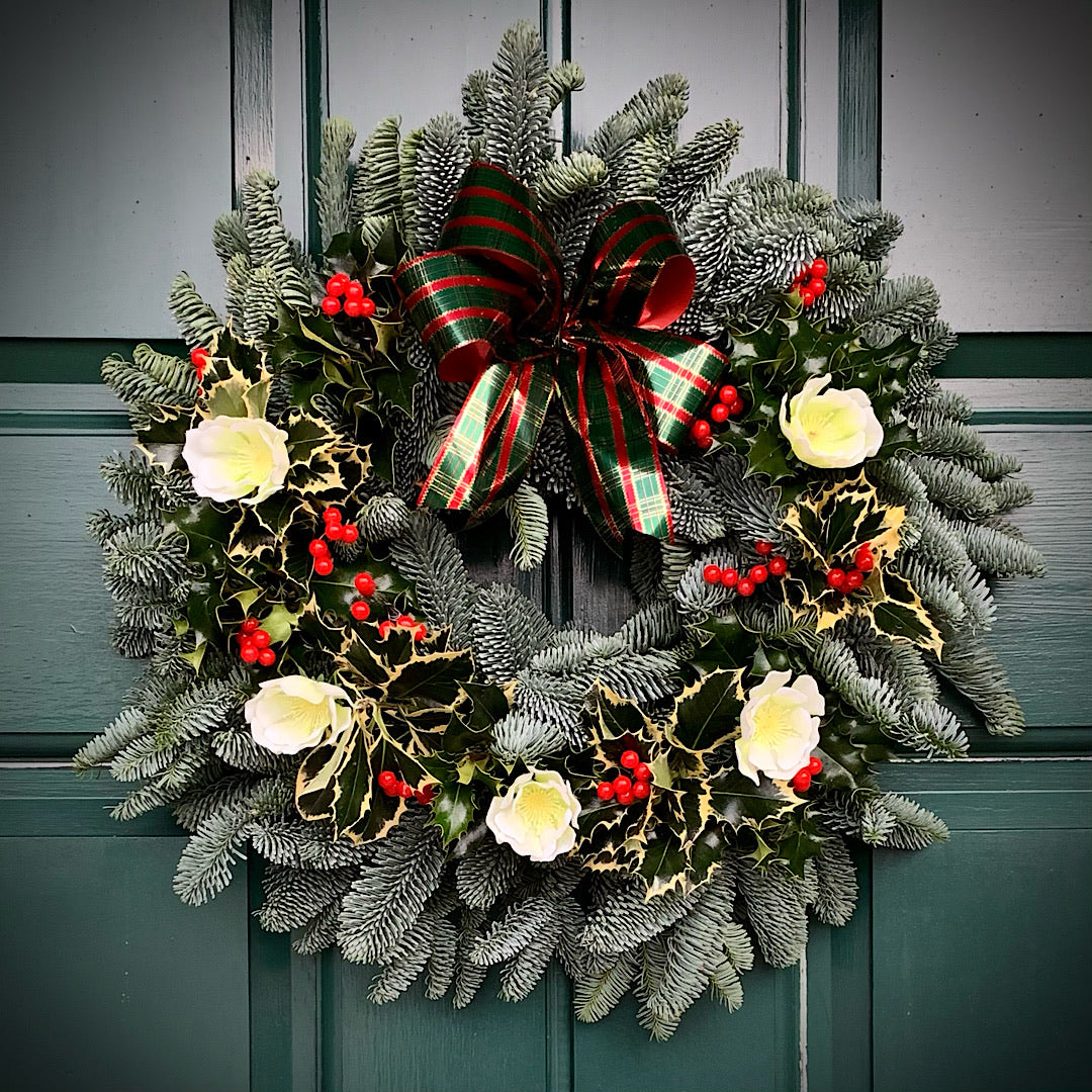 Traditional Fresh Wreath